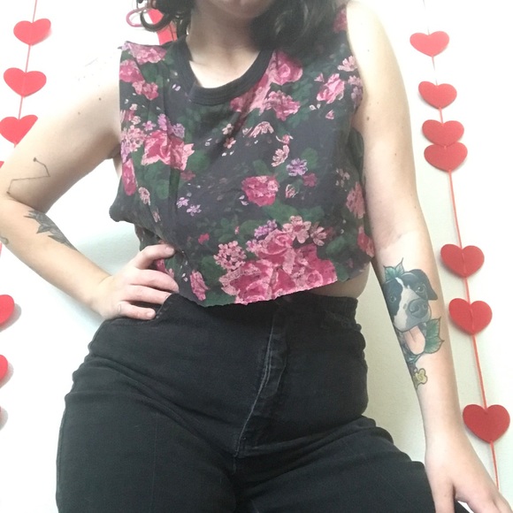Forever 21 Floral Crop Cutoff Tank - Picture 3 of 4